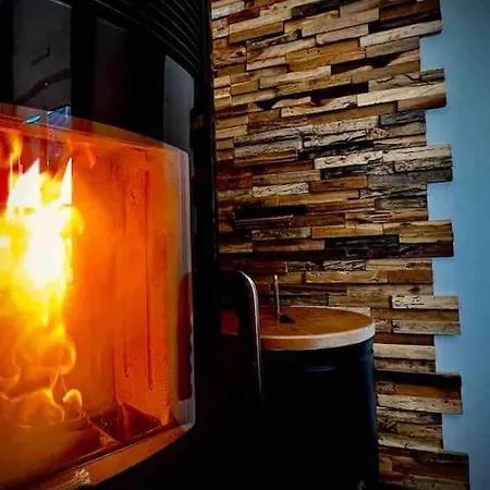 Avec Jacuzzi Proche De La Et Du Centre Barbâtre