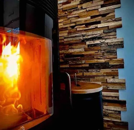 Avec Jacuzzi Proche De La Et Du Centre Barbâtre