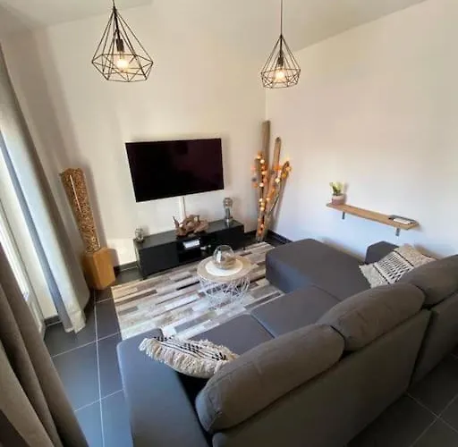 Avec Jacuzzi Proche De La Et Du Centre * Barbâtre