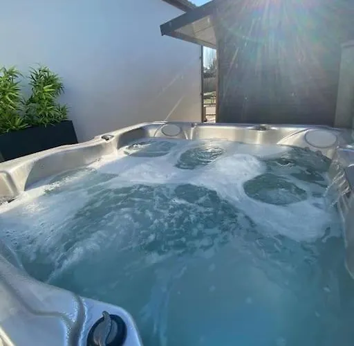 Avec Jacuzzi Proche De La Et Du Centre * Barbâtre